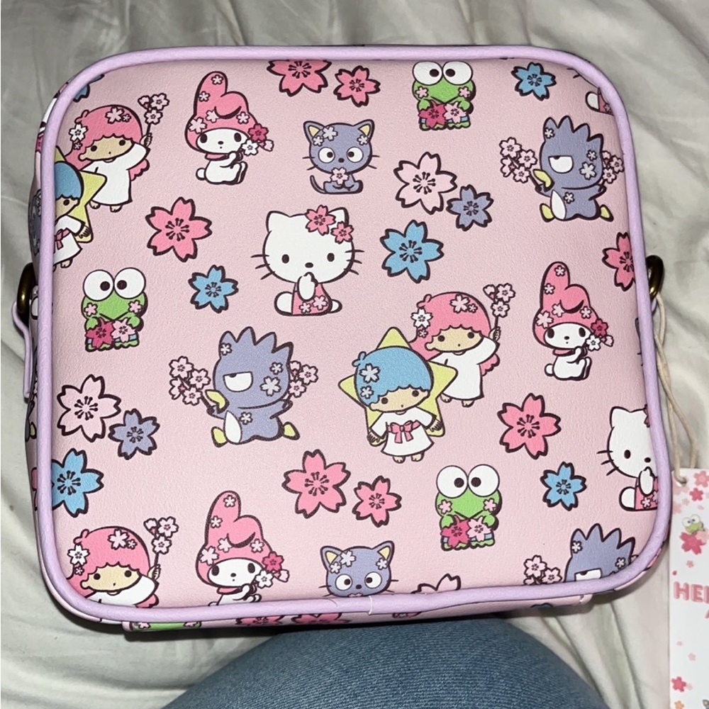 Sanrio Loungefly hello kitty & friends cherry blossom crossbody bag - Picture 3 of 3